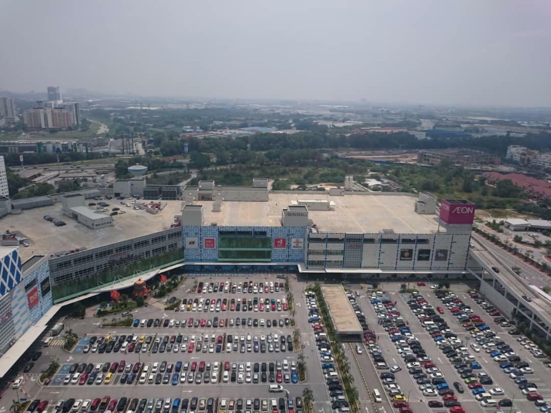 Adore Homestay@Emira Seksyen 13 Shah Alam, Msu, Stadium, Aeon Mall Exterior photo